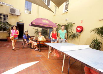 Bondi Beachouse Backpackers YHA - Hostel/Backpacker - Accommodation Noosa 0