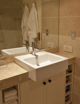 Echoes Boutique Hotel And Restaurant - Accommodation Noosa 34