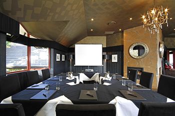 Echoes Boutique Hotel And Restaurant - Accommodation Noosa 1