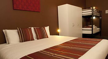 Urban Central Accommodation - Hostel - Accommodation Noosa 21