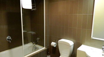 Urban Central Accommodation - Hostel - Accommodation Noosa 32