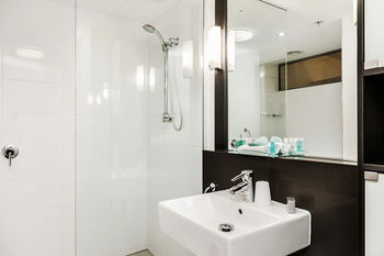 Monaco - Accommodation Noosa 43