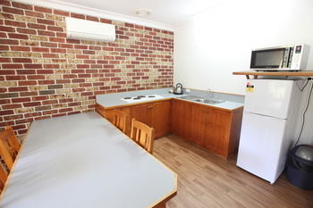 Federation Gardens & Possums Hideaway - Accommodation Noosa 13