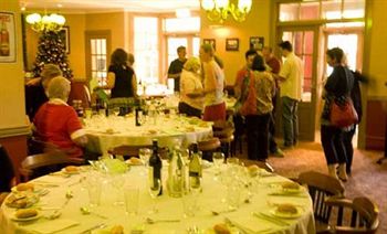 The Grand View Hotel - Accommodation Noosa 8