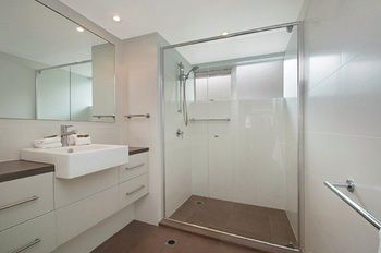 Saks On Hastings - Accommodation Noosa 6