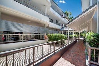 Saks On Hastings - Accommodation Noosa 11