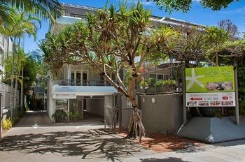Saks On Hastings - Accommodation Noosa 16