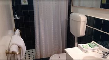 Echo Point Discovery Motel - Accommodation Noosa 0