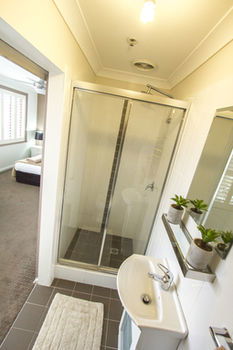 Sinclairs Bondi - Accommodation Noosa 7