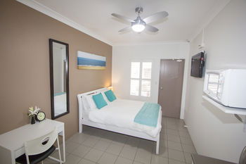 Sinclairs Bondi - Accommodation Noosa 11