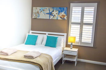 Sinclairs Bondi - Accommodation Noosa 12