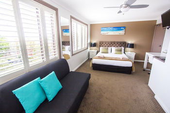 Sinclairs Bondi - Accommodation Noosa 18