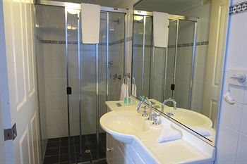 Waldorf Drummoyne Serviced Apartments - Accommodation Noosa 0