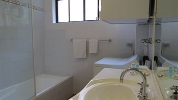 Waldorf Hornsby Residential Apartments - Accommodation Noosa 0