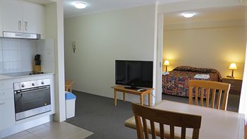 Waldorf Wahroonga Residential - Accommodation Noosa 7