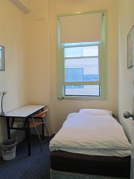 Casa Central Accommodation - Hostel - Accommodation Noosa 3