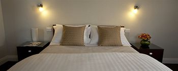 The Huskisson - Accommodation Noosa 3