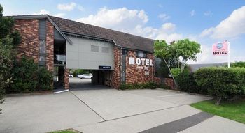 The Huskisson - Accommodation Noosa 10