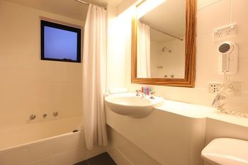 Abey Hotel - Accommodation Noosa 12