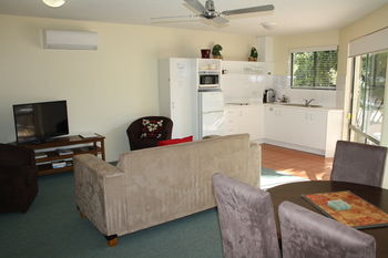 Noosa River Retreat - Accommodation Noosa 3
