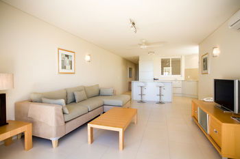 Maison Noosa Beachfront Resort - Accommodation Noosa 17