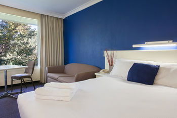 Ibis Styles Tamworth - Accommodation Noosa 2