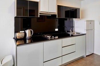 Pegasus Apartâ€™Hotel - Accommodation Noosa 24