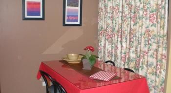 Crimson Villa - Accommodation Noosa 26