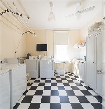 Admiral Collingwood Lodge - Accommodation Noosa 25