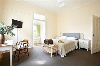Admiral Collingwood Lodge - Accommodation Noosa 7