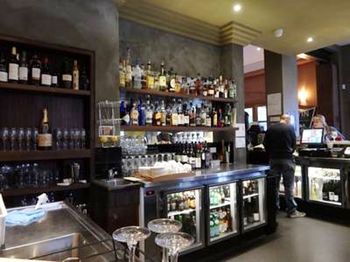 Naughtons Parkville Hotel - Accommodation Noosa 16