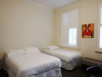 Naughtons Parkville Hotel - Accommodation Noosa 24