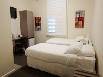 Naughtons Parkville Hotel - Accommodation Noosa 29