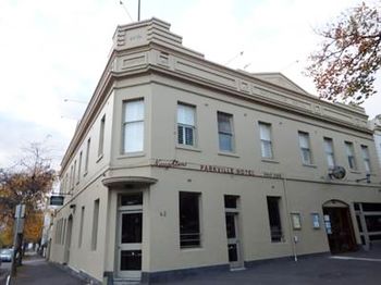 Naughtons Parkville Hotel - Accommodation Noosa 35