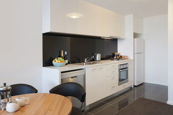 Melbourne Short Stay Apartments MP Deluxe - Accommodation Noosa 6