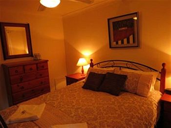 Barrington Wilderness Cedar Lodge Accommodation - Accommodation Noosa 1