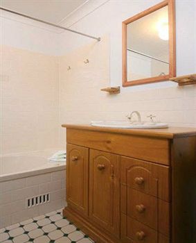 Barrington Wilderness Cedar Lodge Accommodation - Accommodation Noosa 9