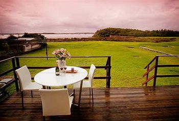 Taren Point Beach House - Accommodation Noosa 0