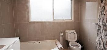 Taren Point Beach House - Accommodation Noosa 1