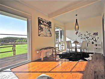 Taren Point Beach House - Accommodation Noosa 4