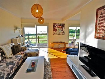Taren Point Beach House - Accommodation Noosa 5