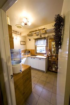 Montville Attic - Accommodation Noosa 2