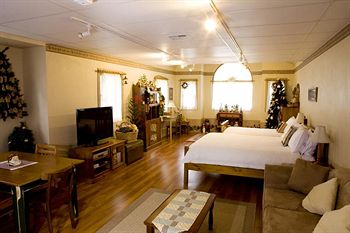 Montville Attic - Accommodation Noosa 12
