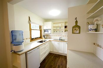 Montville Attic - Accommodation Noosa 13