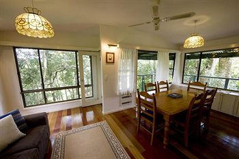 Montville Attic - Accommodation Noosa 15