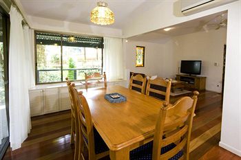 Montville Attic - Accommodation Noosa 16