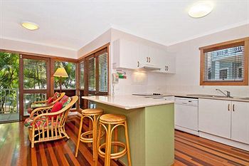South Pacific Resort & Spa Noosa - Accommodation Noosa 2