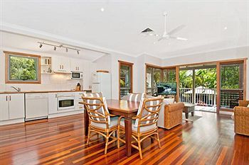 South Pacific Resort & Spa Noosa - Accommodation Noosa 24