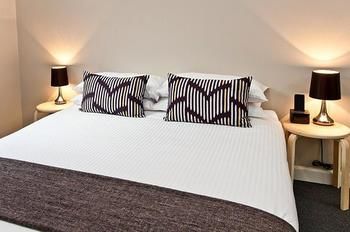 Ryals Serviced Apartments Camperdown - Accommodation Noosa 30