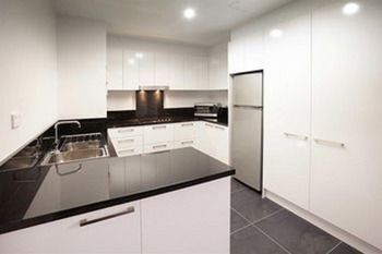 Crown On Darby - Accommodation Noosa 2
